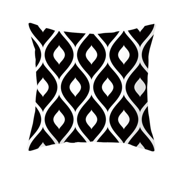 Other - 🌸3/$25🌸 Geometric Print Cushion Cover